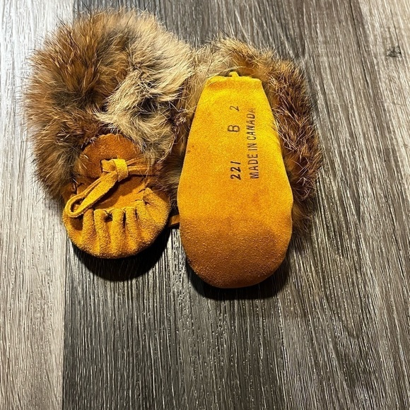 221 made in canada Other - Genuine moccasin